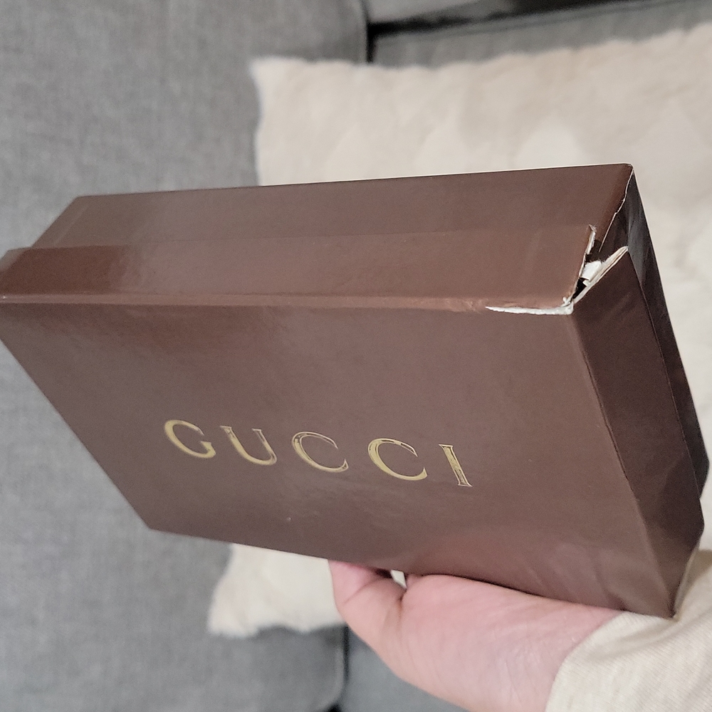 Authentic Gucci wallet - Picture 11 of 11